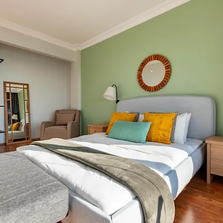 Bosphorus View - Location - 3 Bedrooms * Istanbul