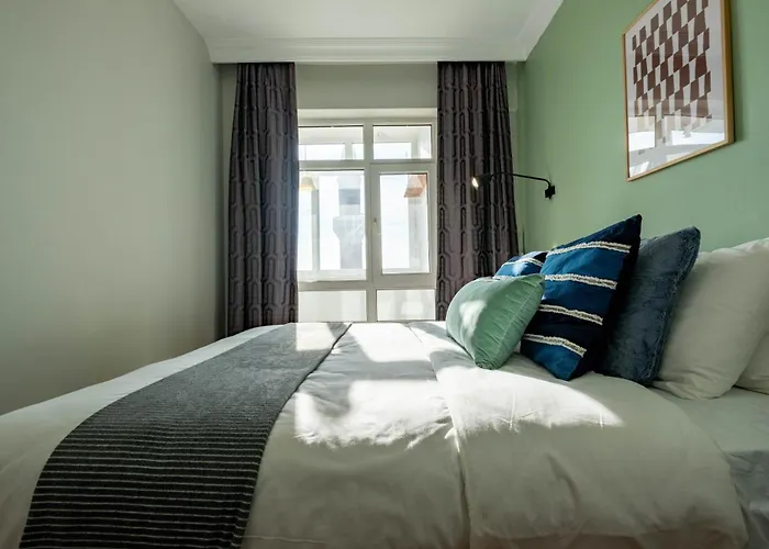 Bosphorus View - Location - 3 Bedrooms *