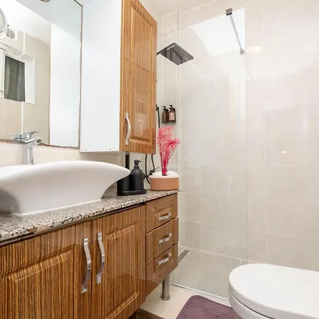 Διαμέρισμα Bosphorus View - Location - 3 Bedrooms *