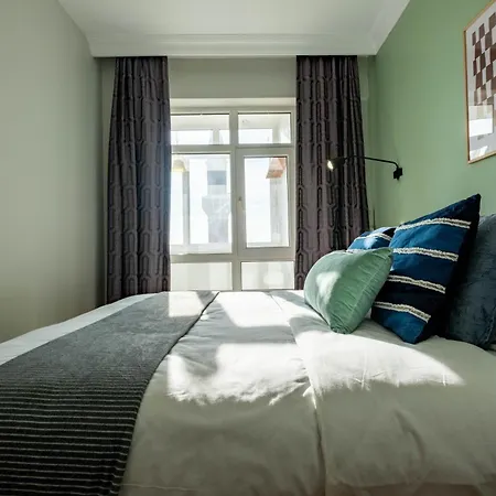 Bosphorus View - Location - 3 Bedrooms *