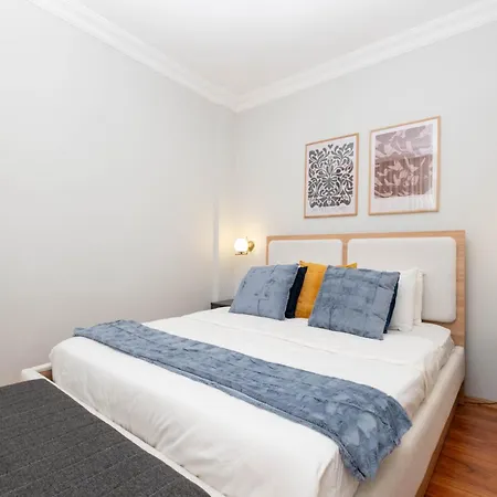 Bosphorus View - Location - 3 Bedrooms * Istambul